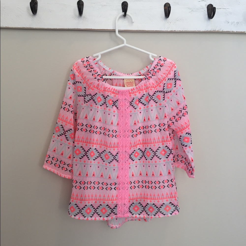 Girl’s sheer tunic.